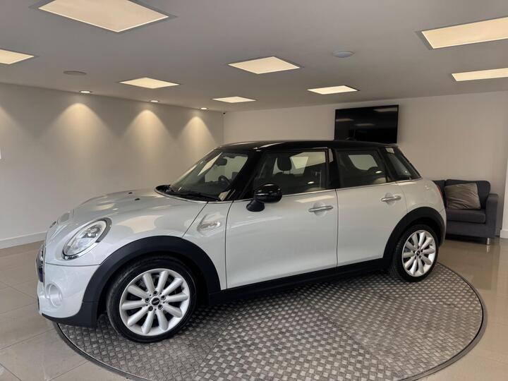 MINI Hatch 2.0 Cooper SD Euro 6 (s/s) 5dr