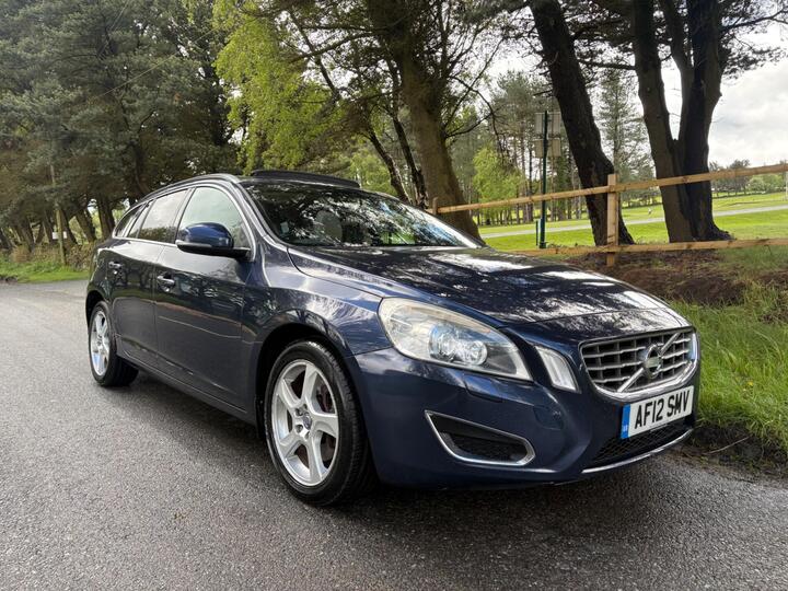 Volvo V60 2.4 D5 SE Lux Euro 5 (s/s) 5dr