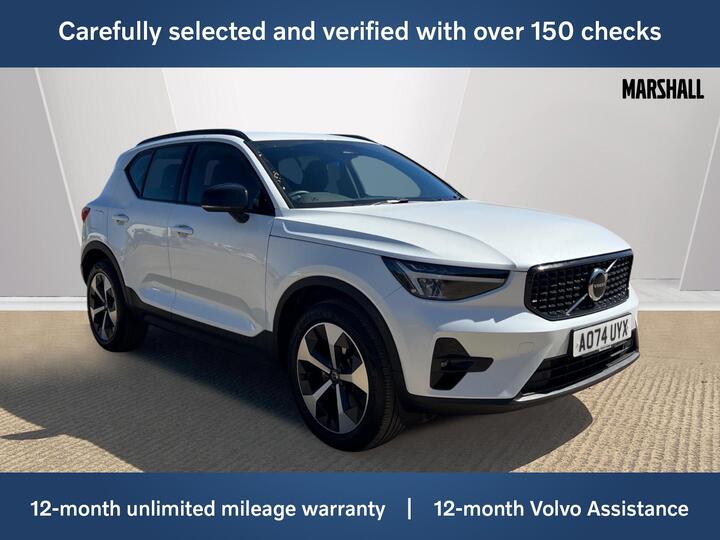 Volvo XC40 2.0 B4 MHEV Plus Dark DCT Auto Euro 6 (s/s) 5dr