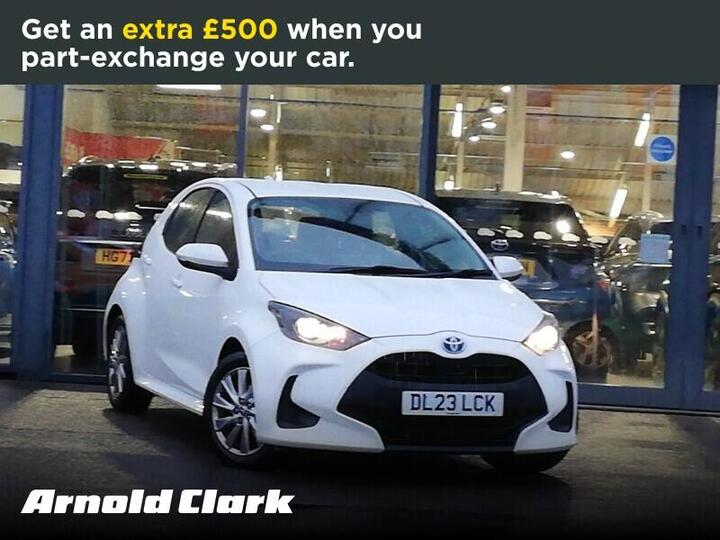 Toyota Yaris 1.5 VVT-h Icon E-CVT Euro 6 (s/s) 5dr