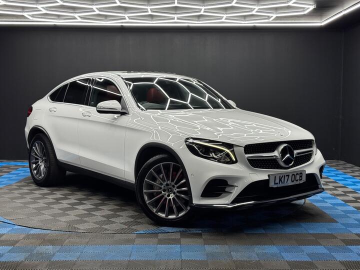 Mercedes-Benz GLC 2.1 GLC220d AMG Line (Premium Plus) Coupe G-Tronic 4MATIC Euro 6 (s/s) 5dr Mercedes-Benz GLC 2.1 GLC220d AMG Line (Premium Plus) Coupe G-Tronic 4MATIC Euro 6 (s/s) 5dr
