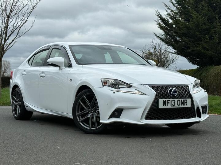 Lexus IS 2.5 300h F Sport E-CVT Euro 5 (s/s) 4dr