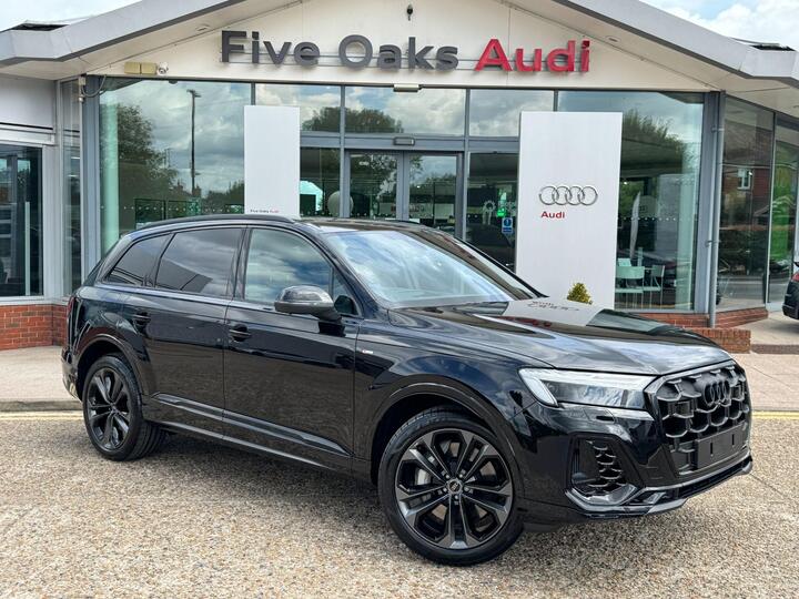 Audi Q7 3.0 TFSIe V6 Black Edition Tiptronic Quattro Euro 6 (s/s) 5dr 22kWh