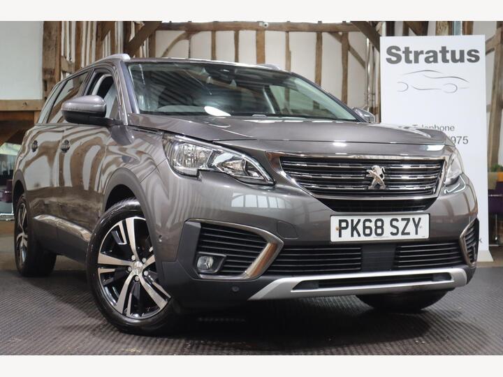 Peugeot 5008 1.2 PureTech Allure Euro 6 (s/s) 5dr Peugeot 5008 1.2 PureTech Allure Euro 6 (s/s) 5dr