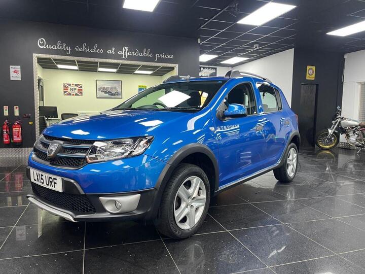 Dacia SANDERO STEPWAY 1.5 DCi Laureate Euro 5 5dr