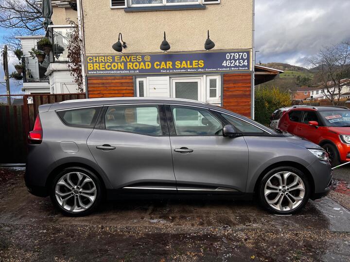Renault Grand Scenic 1.7 Blue DCi Iconic Euro 6 (s/s) 5dr