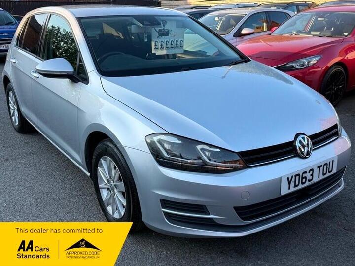 Volkswagen Golf 1.2 TSI BlueMotion Tech S DSG Euro 5 (s/s) 5dr