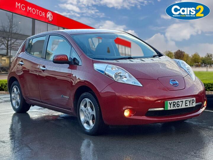 Nissan LEAF 30kWh Acenta Auto 5dr Nissan LEAF 30kWh Acenta Auto 5dr