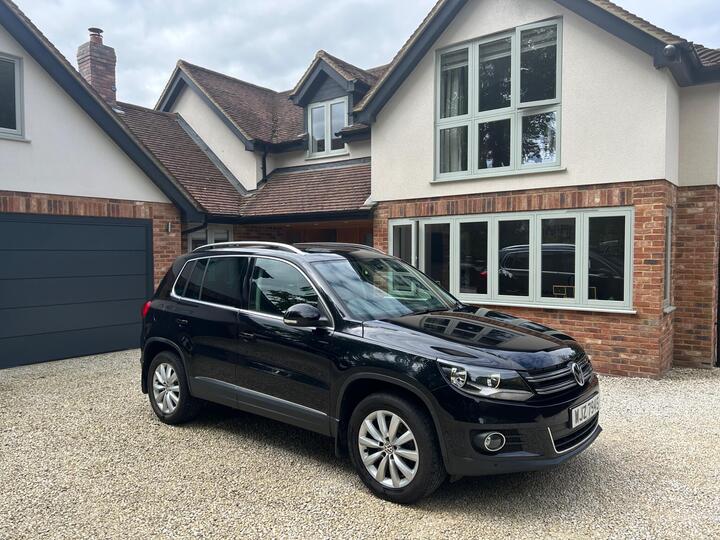 Volkswagen Tiguan 2.0 TDI BlueMotion Tech Match 4WD Euro 5 (s/s) 5dr