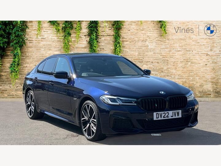 BMW 5 Series 3.0 545e 12kWh M Sport Steptronic XDrive Euro 6 (s/s) 4dr BMW 5 Series 3.0 545e 12kWh M Sport Steptronic XDrive Euro 6 (s/s) 4dr