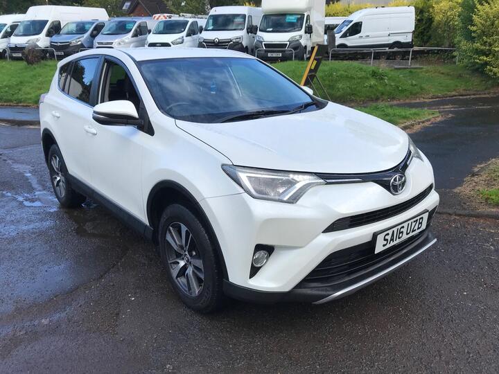 Toyota RAV4 2.0 D-4D Business Edition Euro 6 (s/s) 5dr