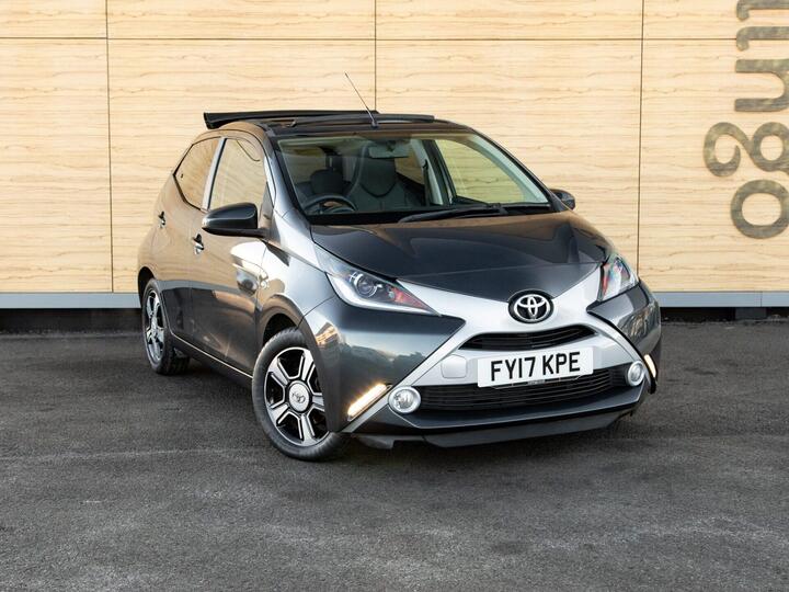 Toyota Aygo 1.0 VVT-i X-clusiv 2 X-wave X-shift Euro 6 5dr