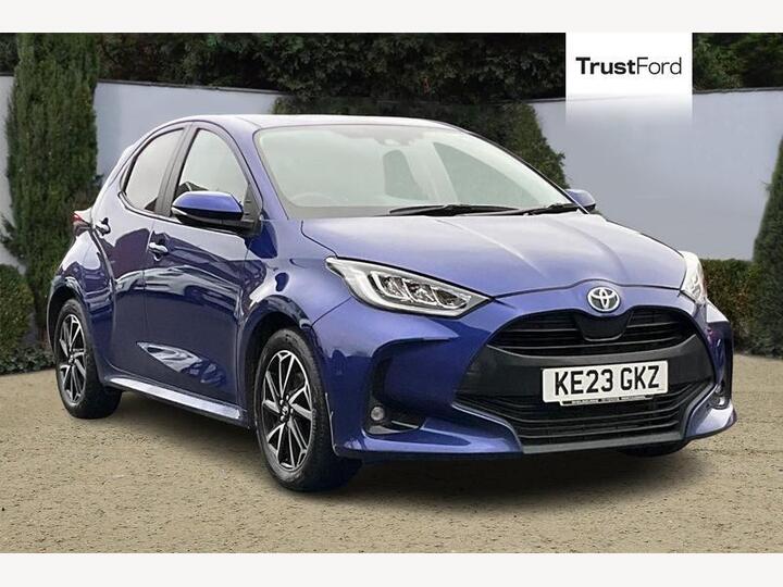 Toyota YARIS 1.5 VVT-h Design E-CVT Euro 6 (s/s) 5dr