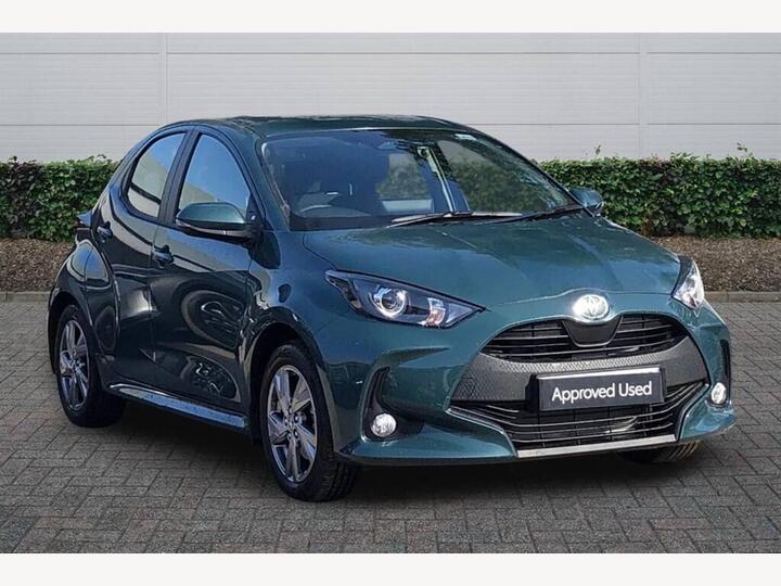 Toyota Yaris 1.5 VVT-h Icon E-CVT Euro 6 (s/s) 5dr