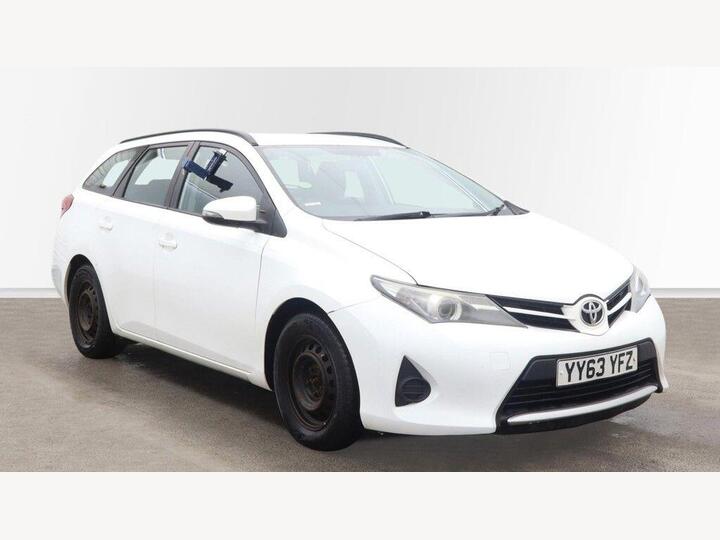 Toyota AURIS 1.4 D-4D Active Touring Sports Euro 5 (s/s) 5dr