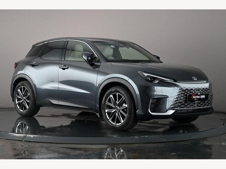 Lexus LBX 1.5 VVT-iE Premium Plus E-CVT Euro 6 (s/s) 5dr