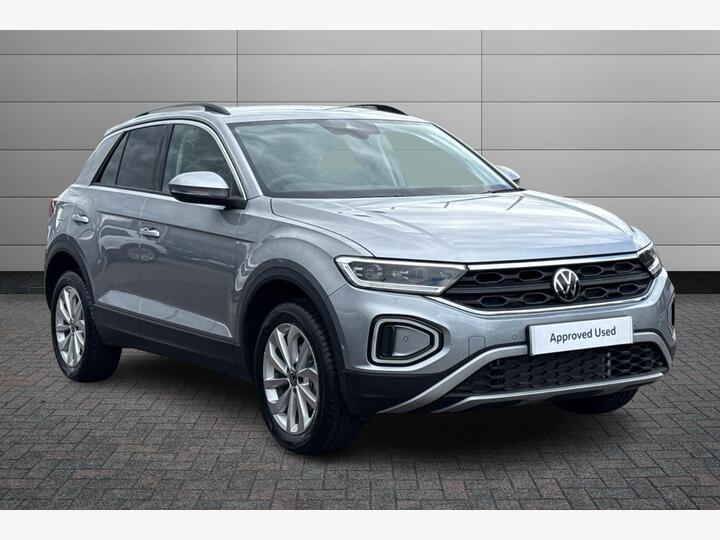 Volkswagen T-Roc 1.5 TSI Match DSG Euro 6 (s/s) 5dr Volkswagen T-Roc 1.5 TSI Match DSG Euro 6 (s/s) 5dr