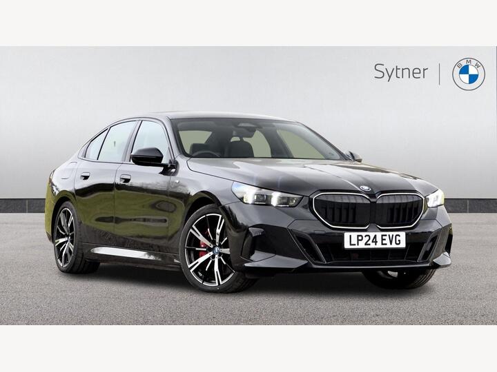 BMW 5 Series 3.0 550e 22.1kWh M Sport Pro Steptronic XDrive Euro 6 (s/s) 4dr