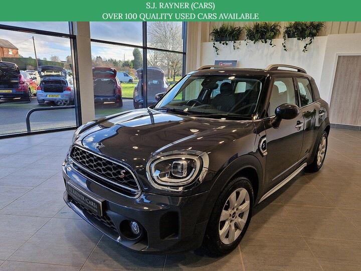 MINI Countryman 2.0 Cooper S Classic Steptronic Euro 6 (s/s) 5dr MINI Countryman 2.0 Cooper S Classic Steptronic Euro 6 (s/s) 5dr