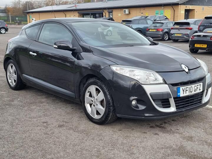 Renault Megane 1.6 16V Dynamique TomTom Euro 5 3dr Renault Megane 1.6 16V Dynamique TomTom Euro 5 3dr