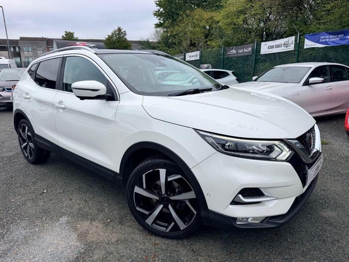 Nissan QASHQAI 1.5 DCi Tekna Euro 6 (s/s) 5dr