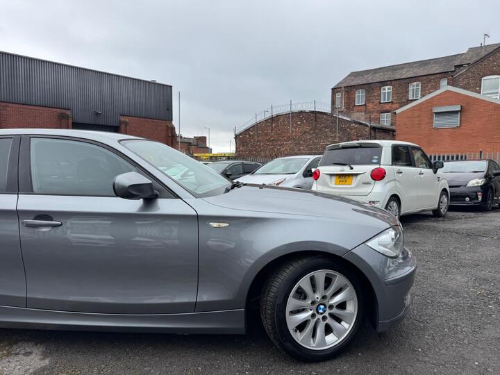 BMW 1 Series 1.6 116i SE Auto Euro 5 (s/s) 5dr