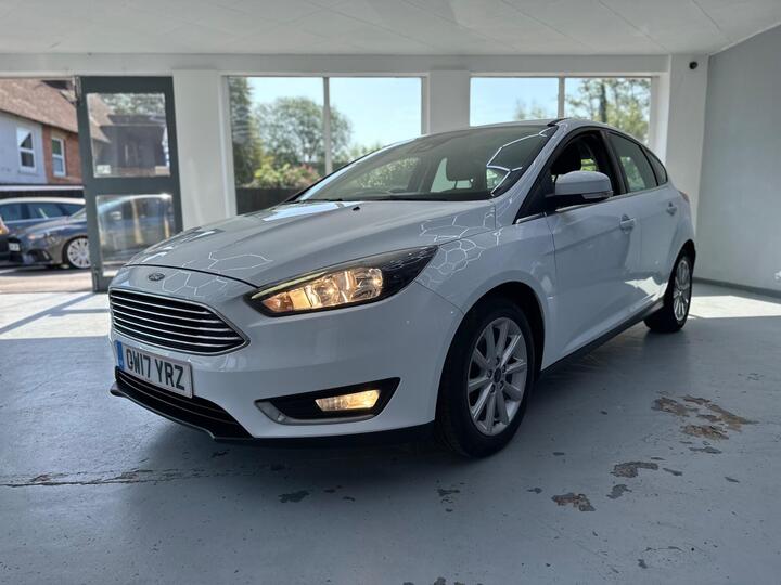 Ford Focus 1.0T EcoBoost Titanium Euro 6 (s/s) 5dr