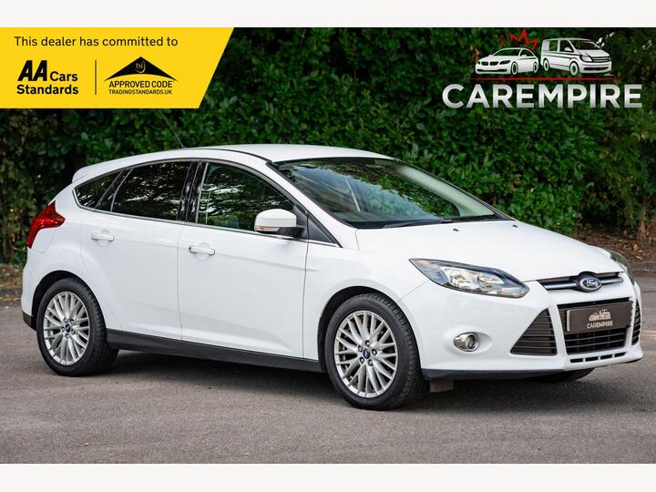 Ford Focus 1.0T EcoBoost Zetec Euro 5 (s/s) 5dr