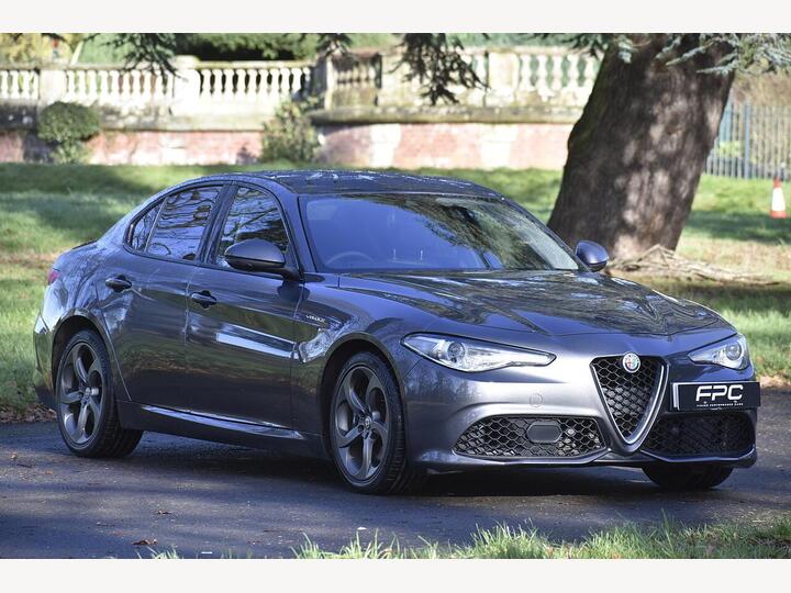 Alfa Romeo Giulia 2.0T Veloce Auto Euro 6 (s/s) 4dr