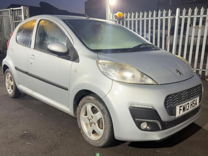 Peugeot 107 1.0 12V Allure Euro 5 5dr