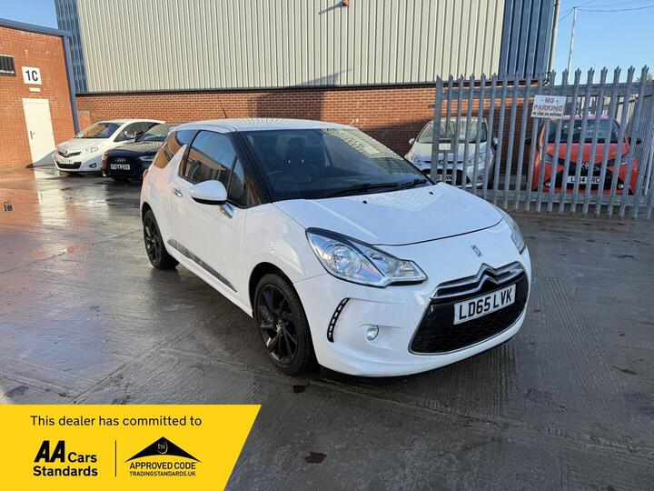 DS AUTOMOBILES DS 3 1.2 PureTech DStyle Nav Euro 6 (s/s) 3dr