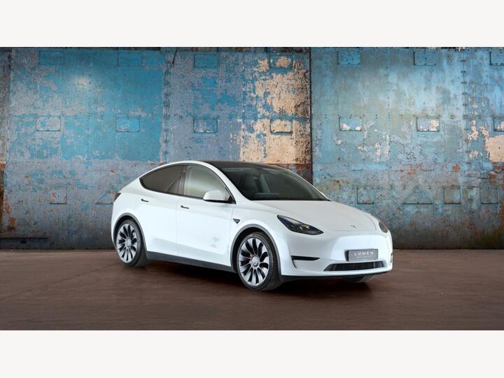 Tesla MODEL Y (Dual Motor) Performance Auto 4WDE 5dr