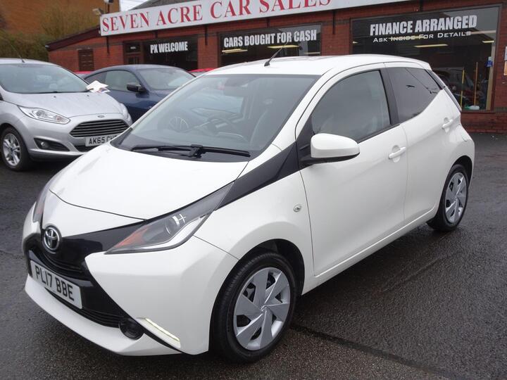 Toyota AYGO 1.0 VVT-i X-play Euro 6 5dr