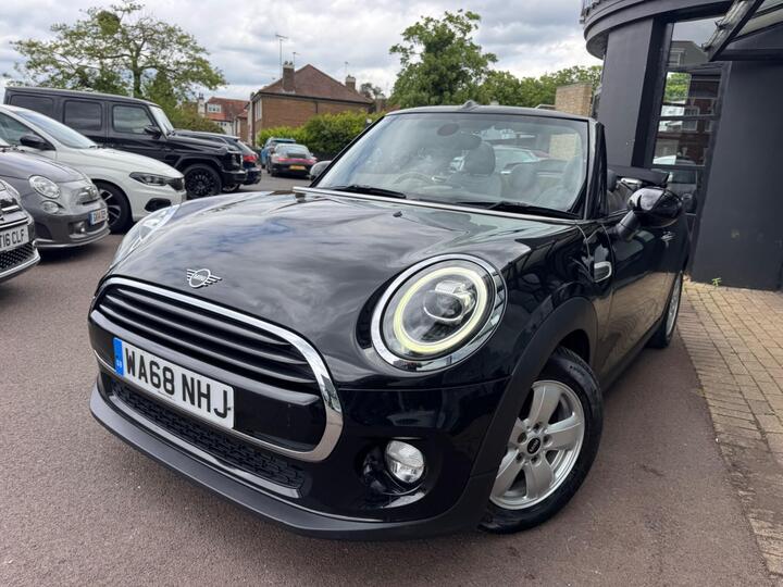MINI Convertible 1.5 Cooper Steptronic Euro 6 (s/s) 2dr
