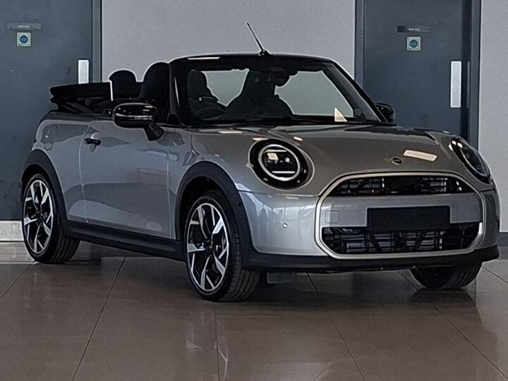 MINI Cooper Convertible 2.0C Exclusive Steptronic Euro 6 (s/s) 2dr