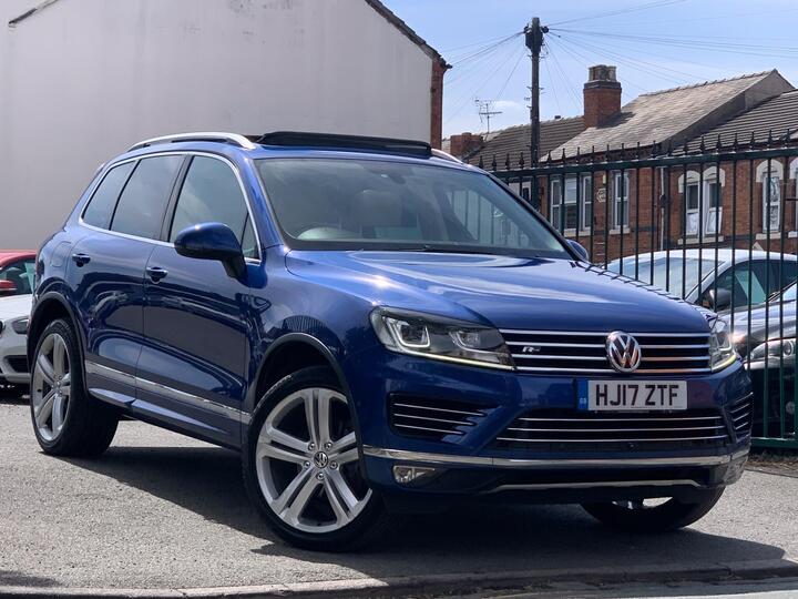 Volkswagen Touareg 3.0 TDI V6 BlueMotion Tech R-Line Plus Tiptronic 4WD Euro 6 (s/s) 5dr