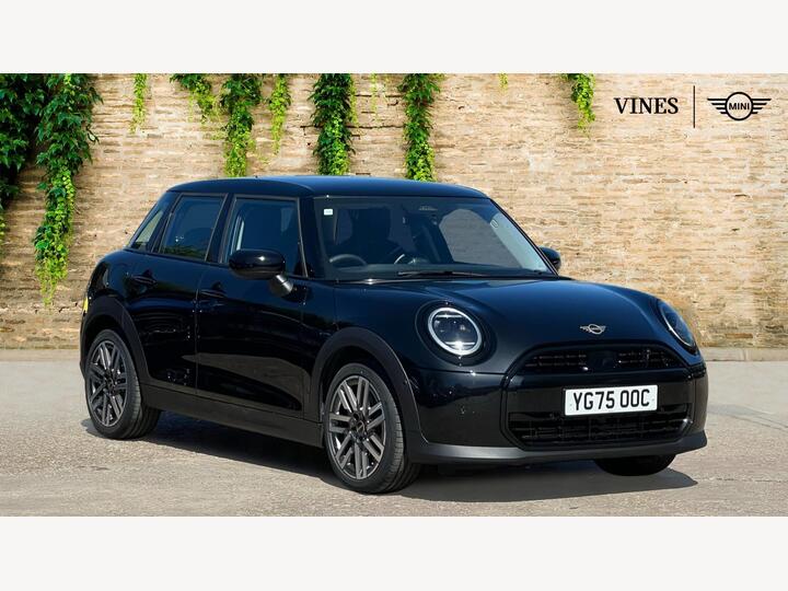 MINI Cooper 1.5C Classic Steptronic Euro 6 (s/s) 5dr