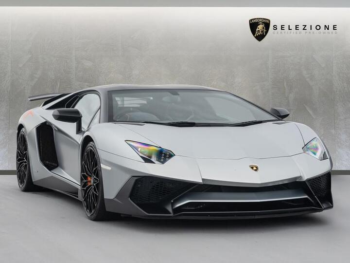 Lamborghini AVENTADOR 6.5 V12 LP 750-4 Superveloce ISR 4WD Euro 6 2dr Lamborghini AVENTADOR 6.5 V12 LP 750-4 Superveloce ISR 4WD Euro 6 2dr