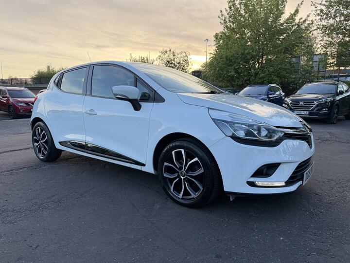 Renault CLIO 0.9 TCe Play Euro 6 (s/s) 5dr