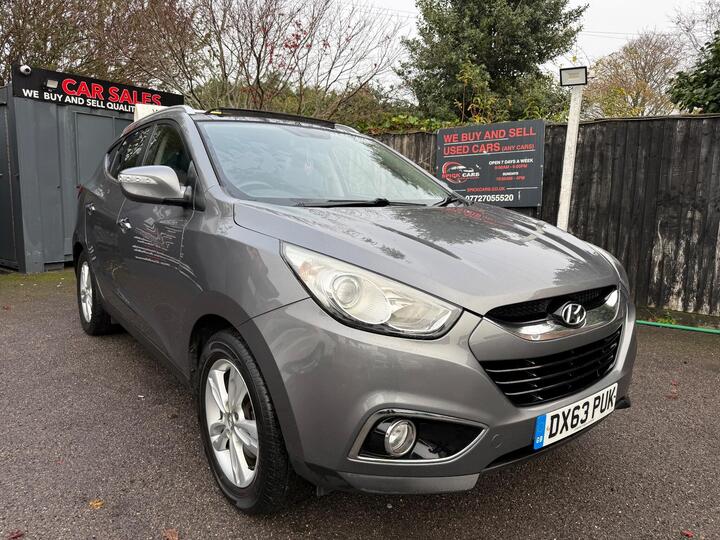 Hyundai Ix35 1.7 CRDi Premium Euro 5 (s/s) 5dr Hyundai Ix35 1.7 CRDi Premium Euro 5 (s/s) 5dr