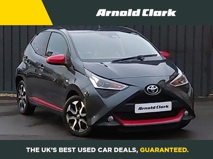 Toyota AYGO 1.0 VVT-i X-trend Euro 6 5dr (Safety Sense) Toyota AYGO 1.0 VVT-i X-trend Euro 6 5dr (Safety Sense)