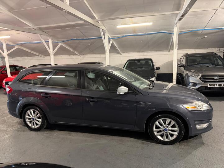 Ford Mondeo 1.6 TDCi ECOnetic Zetec Euro 5 (s/s) 5dr