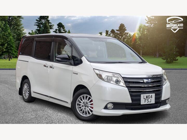 Toyota Noah 1.8L HYBRID AUTO 7 SEATS 5 DR