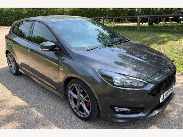 Ford Focus 1.5 TDCi ST-Line X Euro 6 (s/s) 5dr