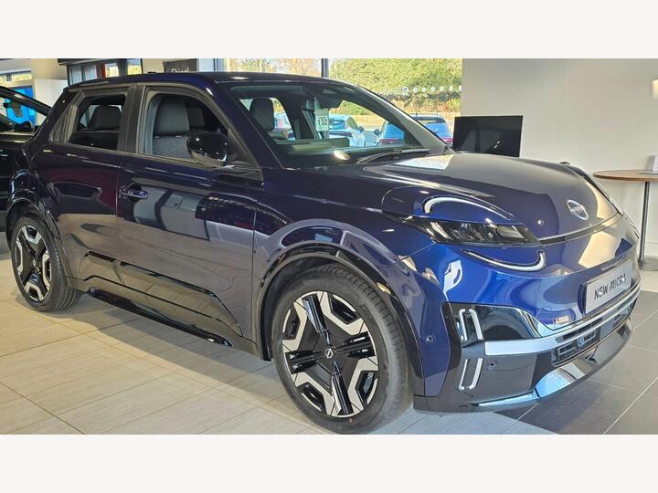 Nissan Micra Standard Range 40kWh Advance Auto 5dr