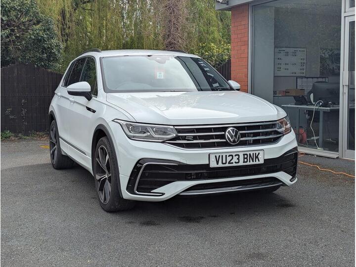 Volkswagen Tiguan 2.0 TDI R-Line DSG Euro 6 (s/s) 5dr