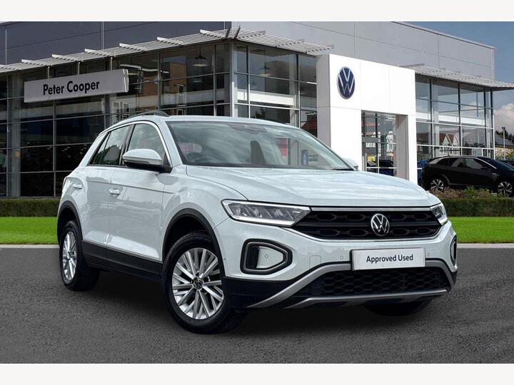 Volkswagen T-roc 1.0 TSI Life Euro 6 (s/s) 5dr Volkswagen T-roc 1.0 TSI Life Euro 6 (s/s) 5dr