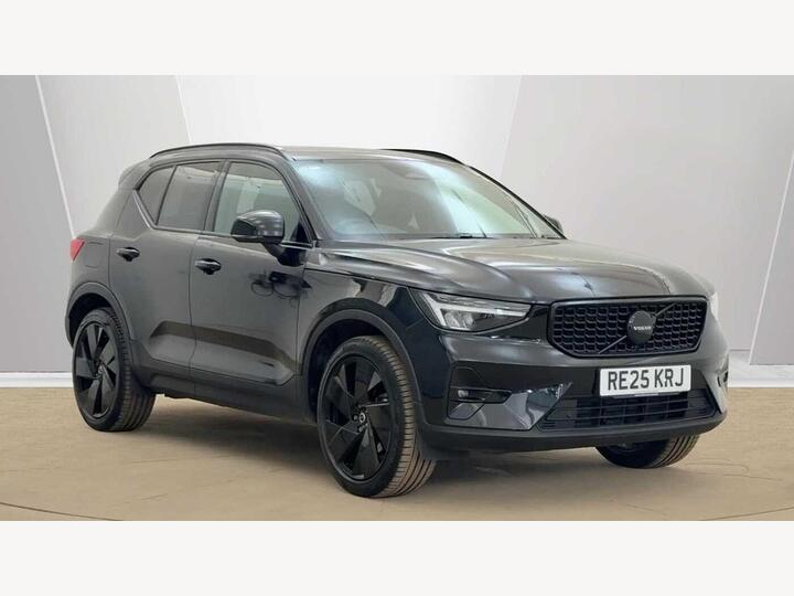 Volvo XC40 2.0 B4 MHEV Plus Black Edition DCT Auto Euro 6 (s/s) 5dr