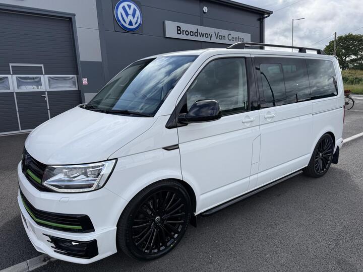 Volkswagen Caravelle 2.0 TDI BlueMotion Tech Executive DSG Euro 6 (s/s) 5dr