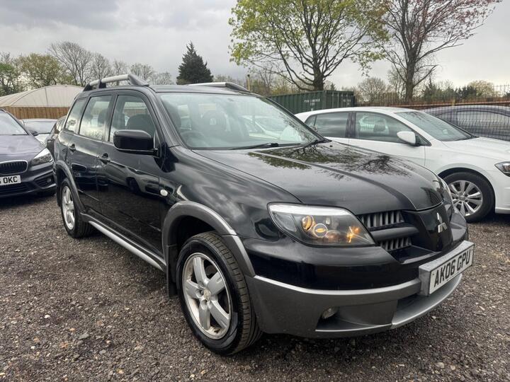 Mitsubishi Outlander 2.4 Sport 5dr